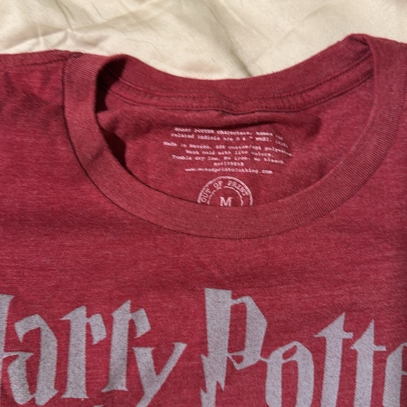 Harry Potter and the Chamber of Secrets T-shirt - Picture 2 of 3